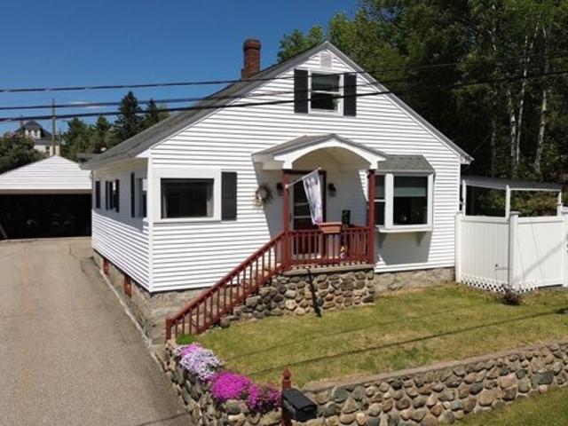 House for sale in New Hampshire