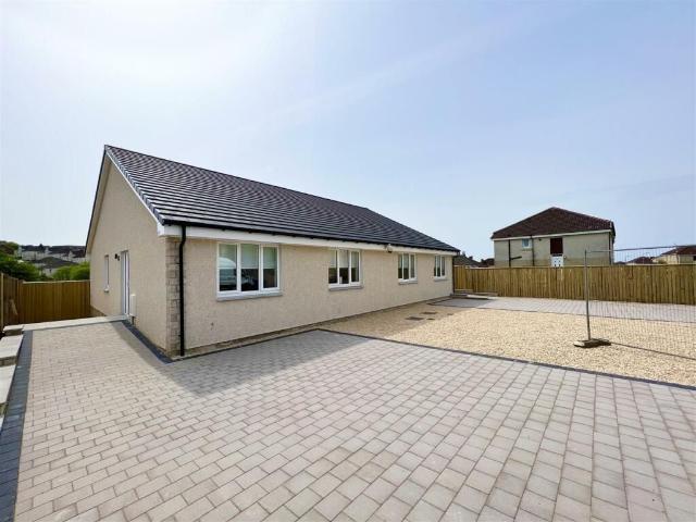 House for rent in Airdrie, Scotland