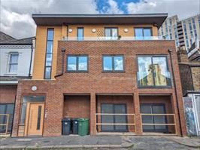 Apartment for rent in South Tottenham, Greater London
