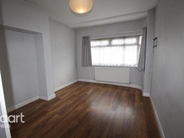 Apartment for rent in Edmonton, Greater London