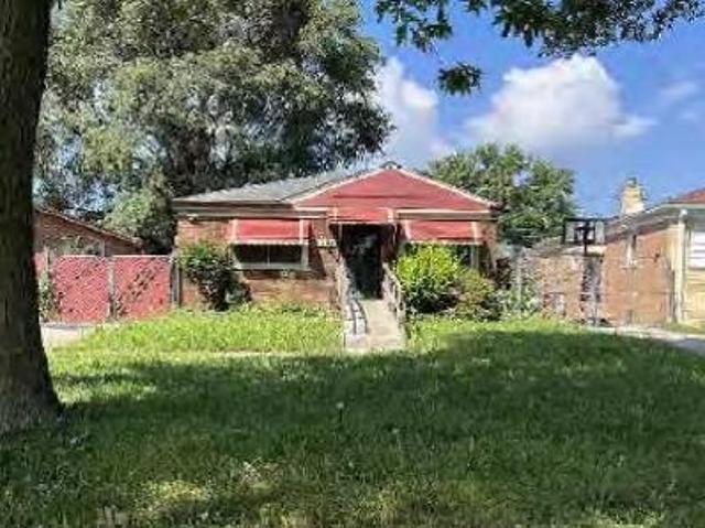 House for sale in Harvey, Illinois