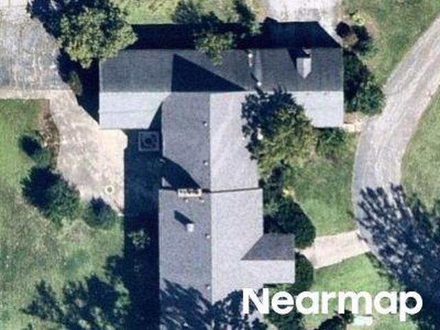 House for sale in Olympia Fields, Illinois