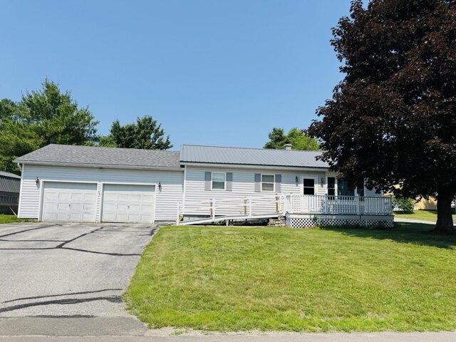House for sale in East Millinocket, Maine