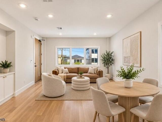 Condo for sale in Jersey City, Hudson County