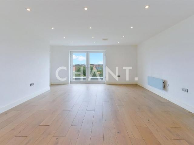 Apartment for rent in London Borough of Ealing, Greater London