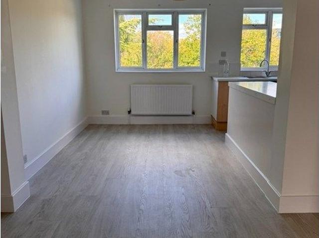 House for rent in London Borough of Barking and Dagenham, Greater London