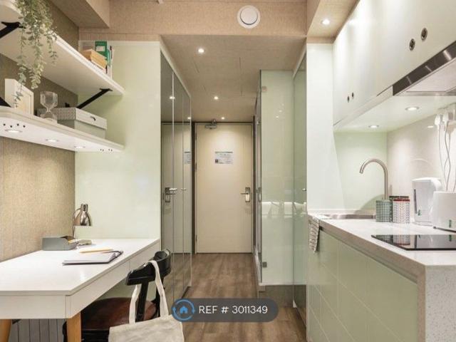 Studio for rent in London Borough of Ealing, Greater London