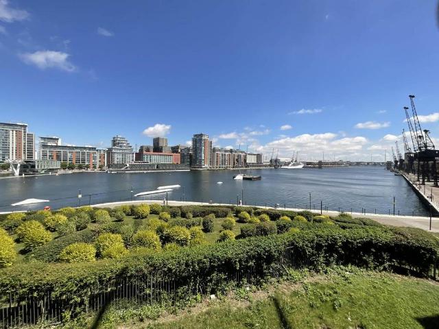 House for rent in Canning Town, Greater London
