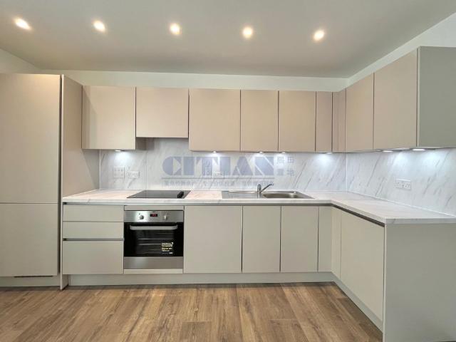 Apartment for rent in London Borough of Ealing, Greater London