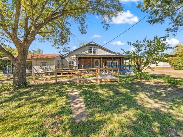 House for sale in Woodway, Texas