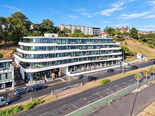 Apartment for rent in Westcliff-on-Sea, Southend-on-Sea