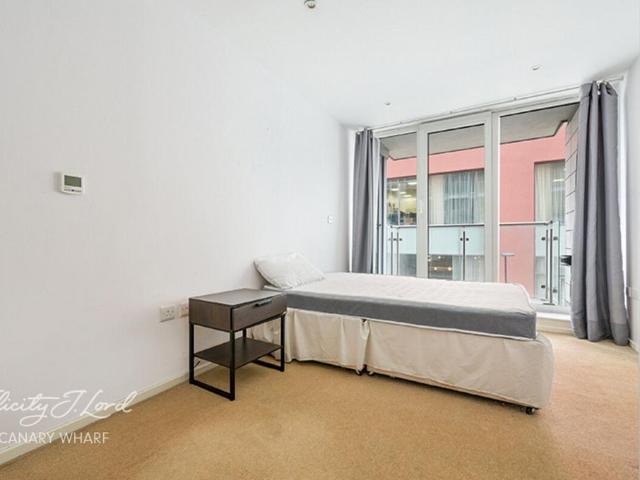 House for rent in Canning Town, Greater London