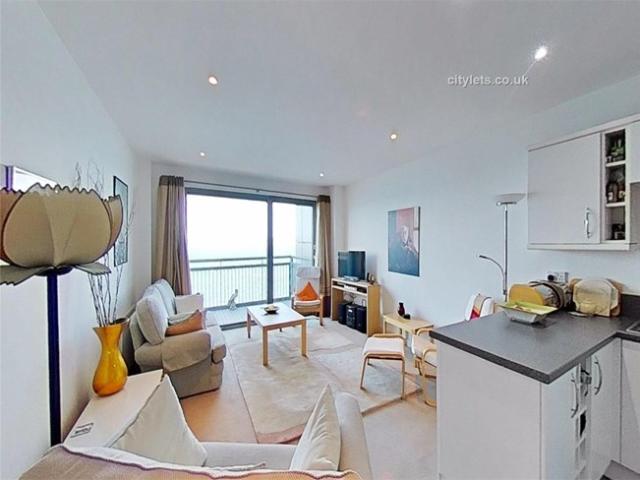 Flat for rent in Newhaven, Leith
