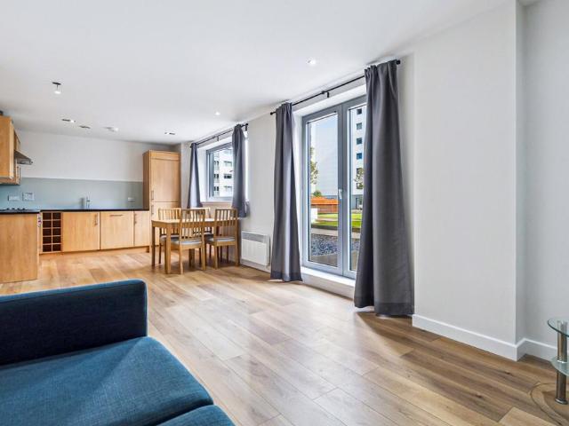 Apartment for rent in Newhaven, Leith