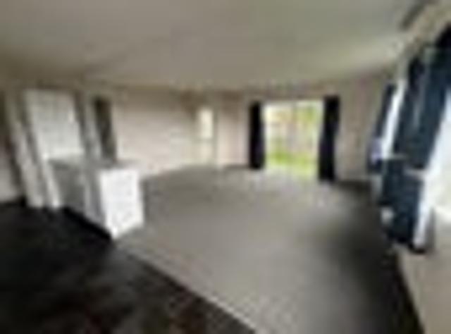 House for rent in Western Heights Shopping Centre, Rotorua
