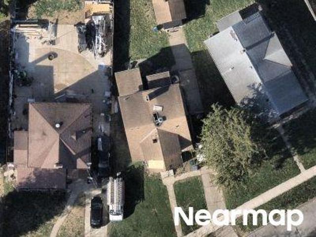 House for sale in Roselawn, Ohio