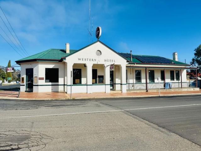 Townhouse for sale in Balmoral, Victoria