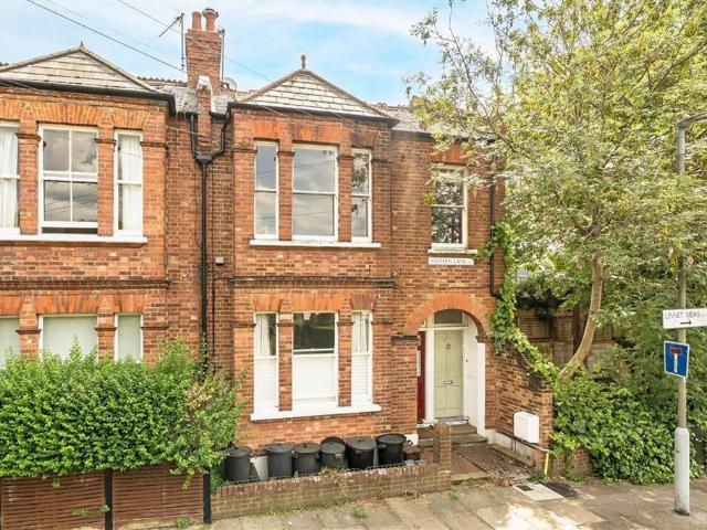 Apartment for rent in Balham, Greater London