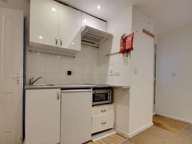 Apartment for rent in West Worthing, Worthing