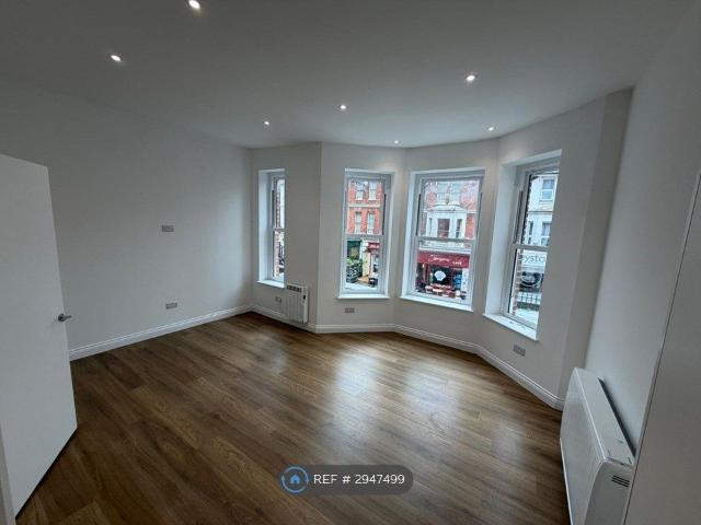 House for rent in Central, Heathlands