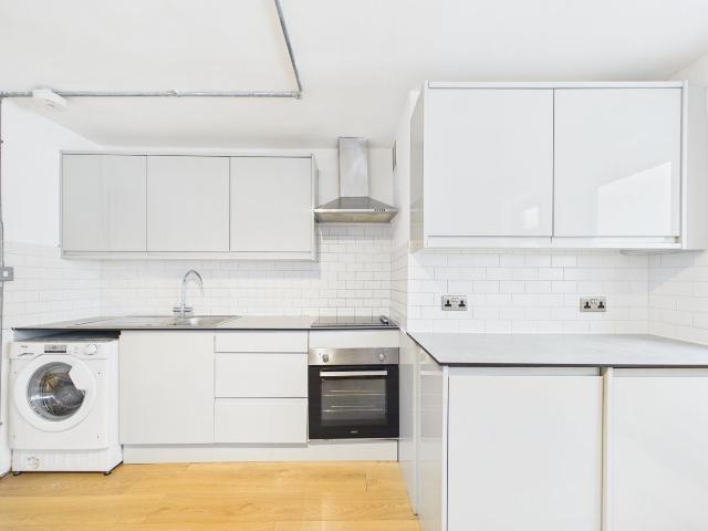 Apartment for rent in Brunswick, Brighton & Hove