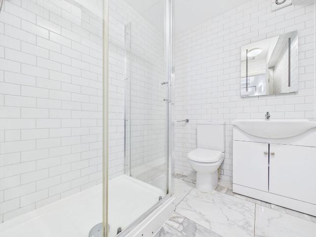 Apartment for rent in Brunswick, Brighton