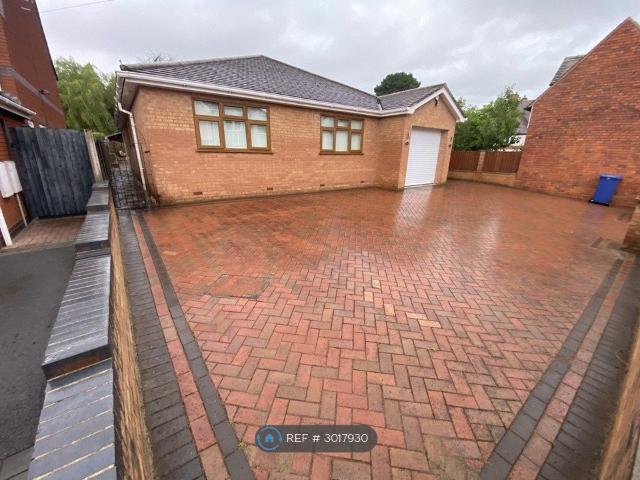 House for rent in Chadsmoor, Staffordshire