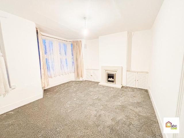Apartment for rent in London Borough of Newham, Greater London