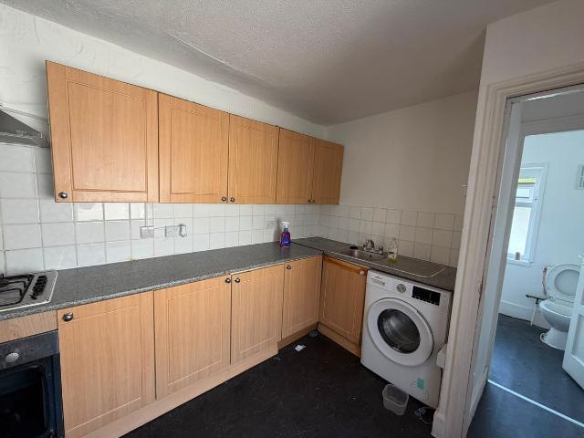 Apartment for rent in Upton Park, Greater London