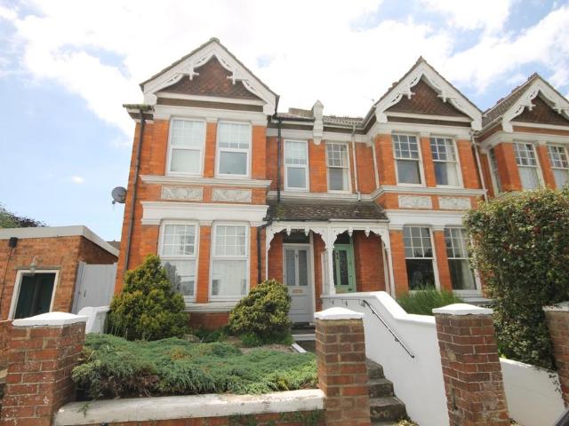 House for rent in Fishersgate, West Sussex