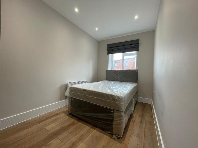 Apartment for rent in London Borough of Ealing, Greater London