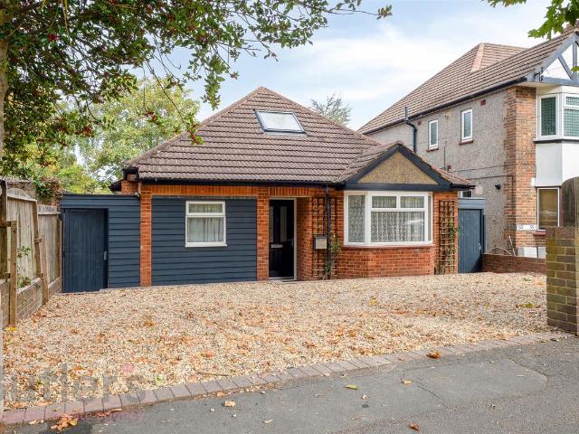 Apartment for rent in London Borough of Sutton, Greater London
