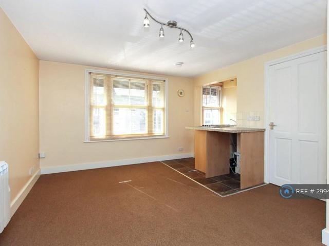 Apartment for rent in Pouchen End, Hertfordshire