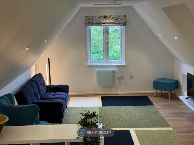 Room for rent in Meadow View, Chipping Hill