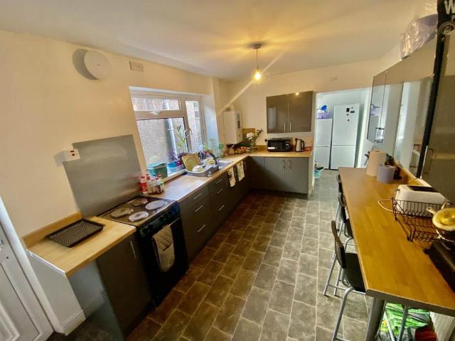 House for rent in Mount Pleasant, Swansea