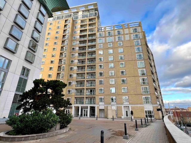 House for rent in Canary Wharf, Greater London