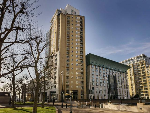 Apartment for rent in Canary Wharf, Greater London