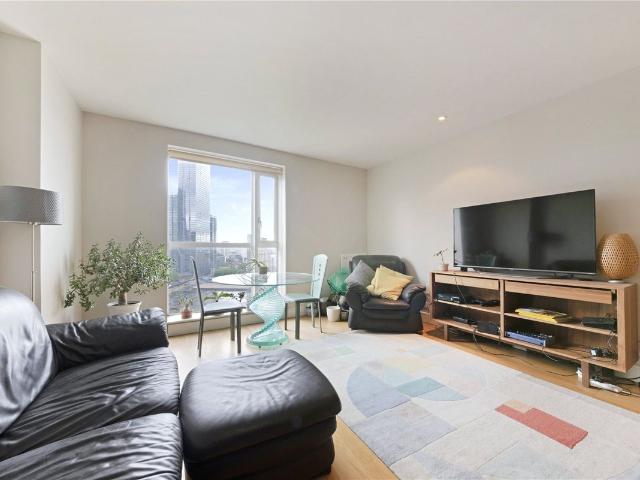 House for rent in Canary Wharf, Greater London