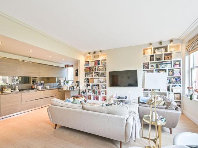 Apartment for rent in West Hampstead, Greater London