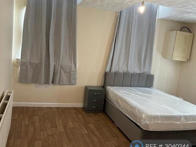 House for rent in Kinsley, West Yorkshire