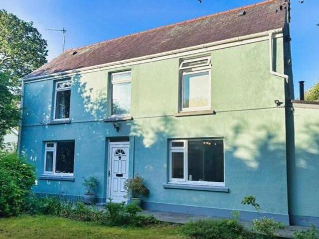 House for sale in Saundersfoot, Pembrokeshire