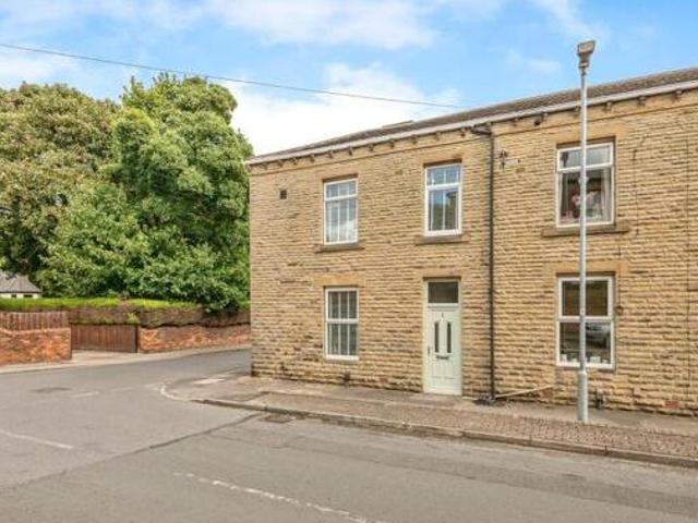 House for sale in Ossett, West Yorkshire