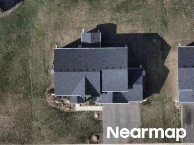 House for sale in Oswego