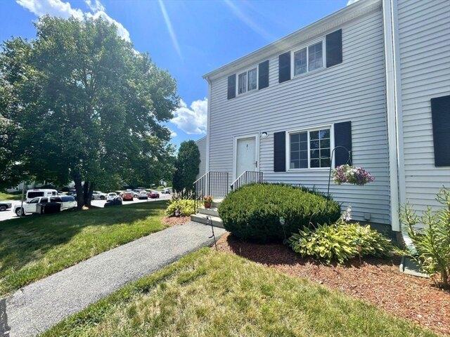 Condo for sale in Ayer, Massachusetts