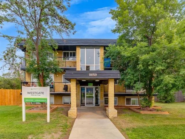 Apartment for rent in Wedgewood, Alberta