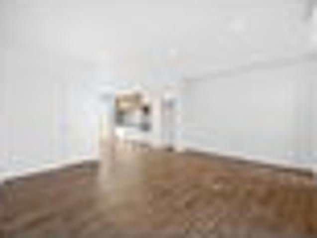 Townhouse for rent in Otakou