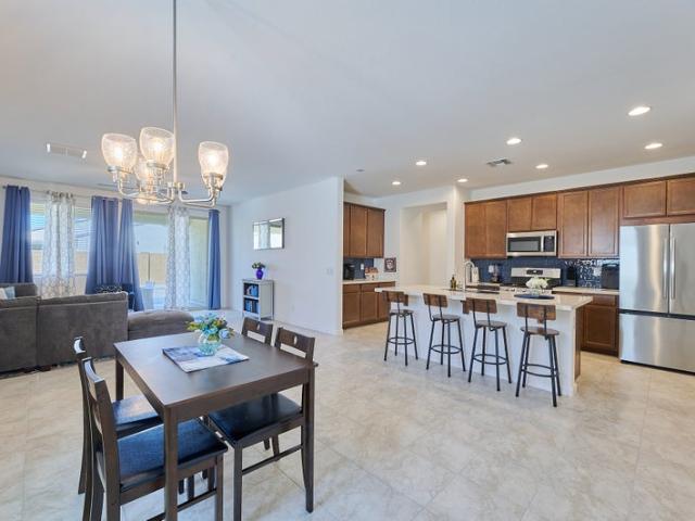 Room for rent in Laveen, Arizona