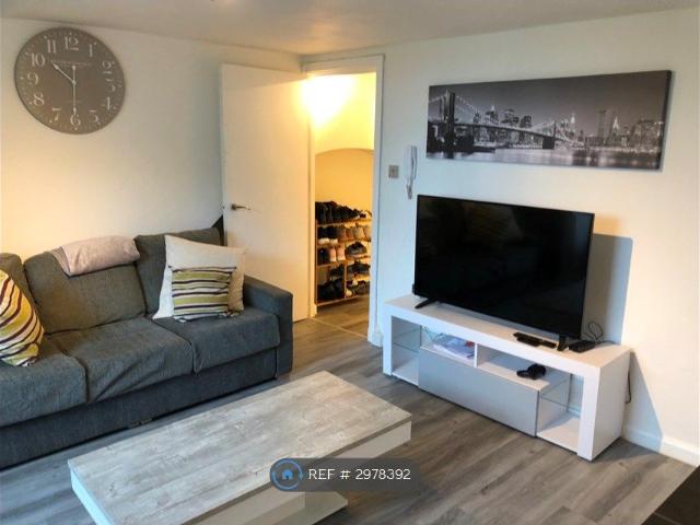 Apartment for rent in Rose Hill, Burnley