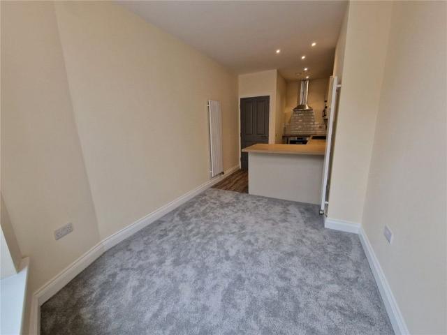 Apartment for rent in Eightlands, Kirklees