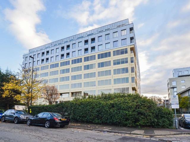 Studio for rent in London Borough of Ealing, Park Royal